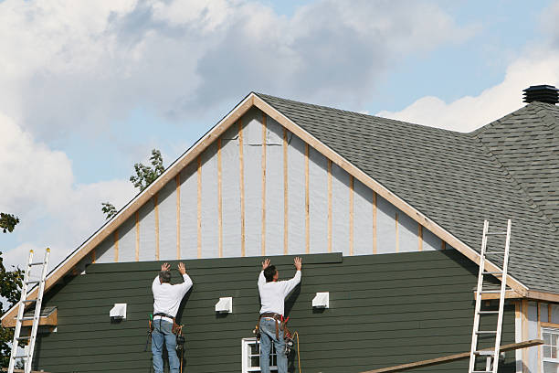 Professional Siding Installation technician working in Shiloh, PA